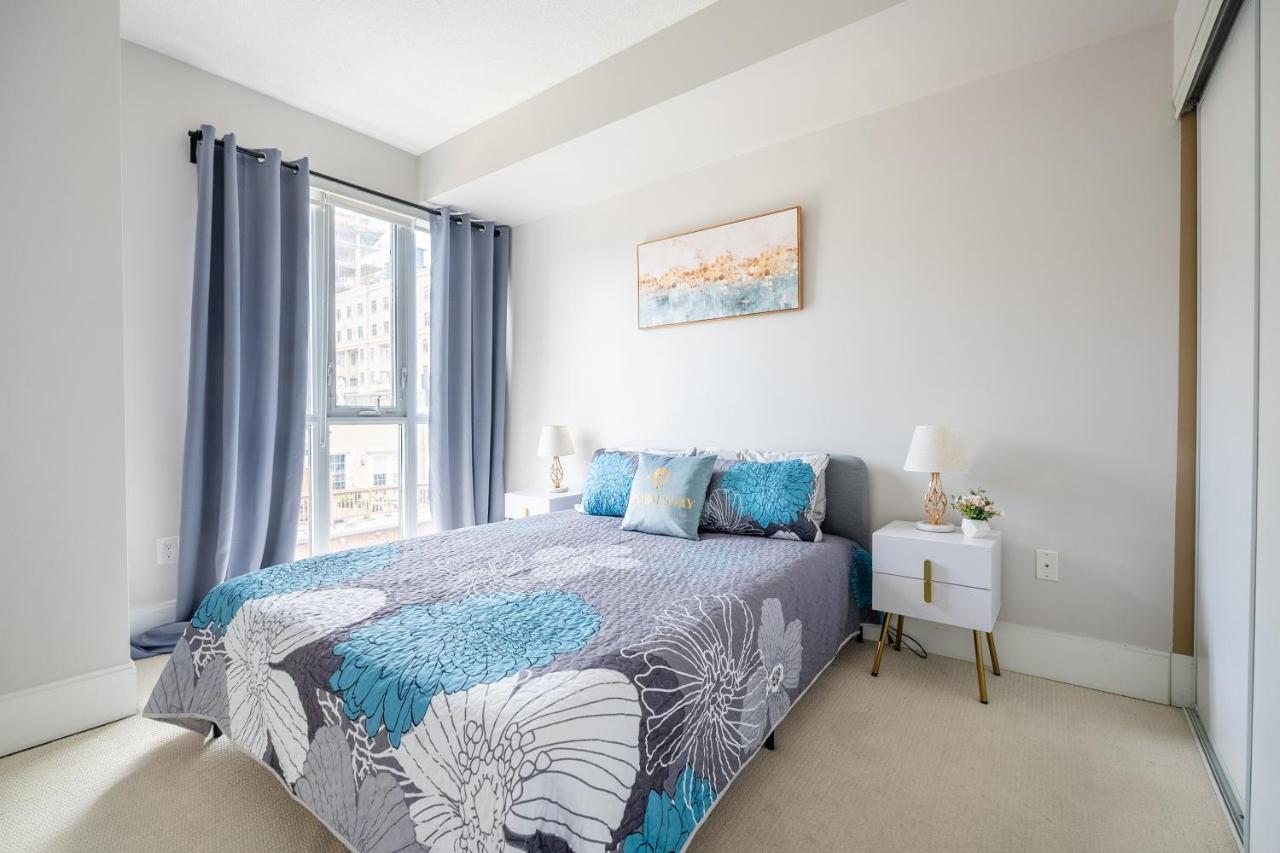 Beautiful Condos In The Heart Of Downtown By Globalstay Toronto Luaran gambar