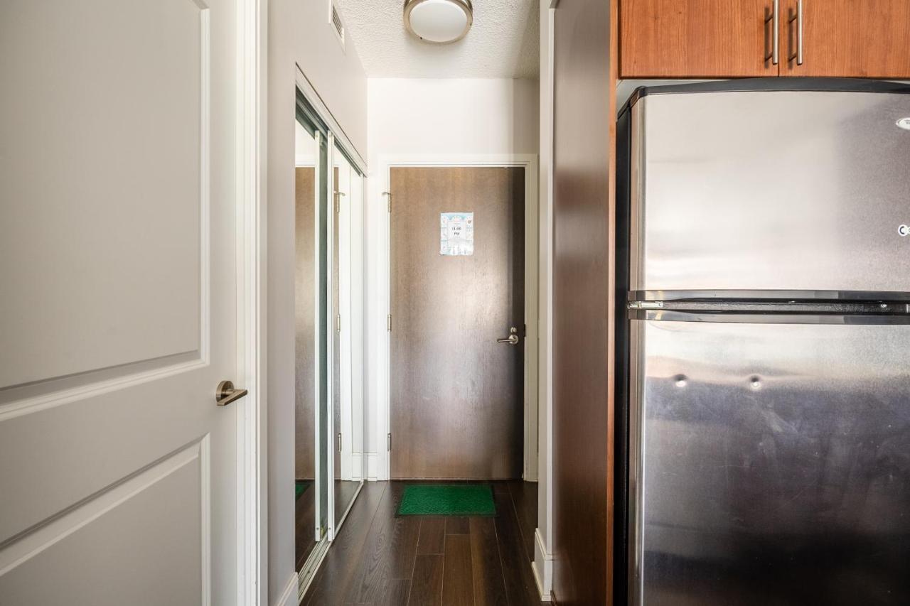 Beautiful Condos In The Heart Of Downtown By Globalstay Toronto Luaran gambar