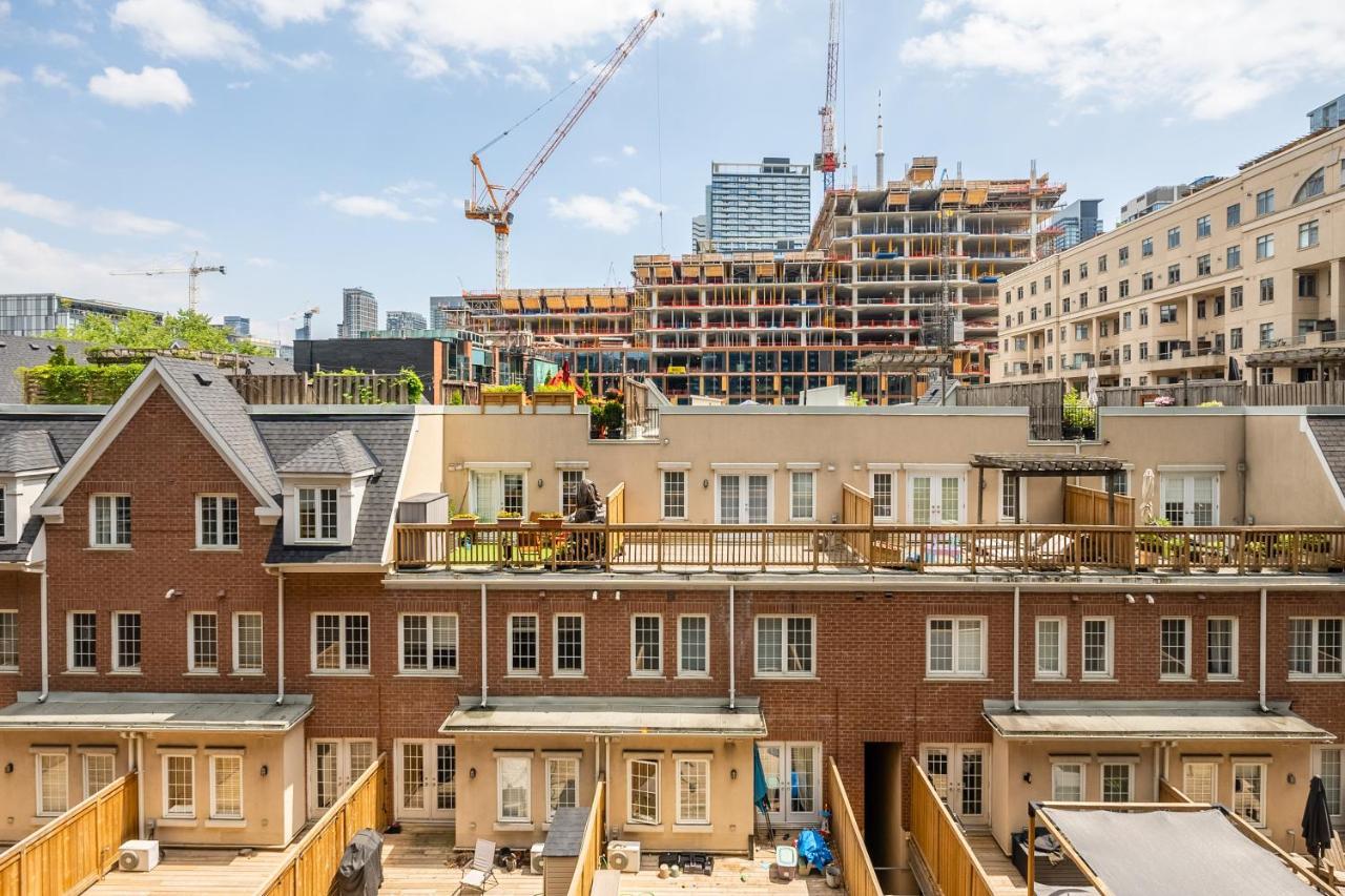 Beautiful Condos In The Heart Of Downtown By Globalstay Toronto Luaran gambar